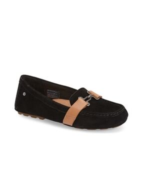 UGG Aven Driving Moccasins Suede Leather Clasp Shoes Size 6 Black Tan